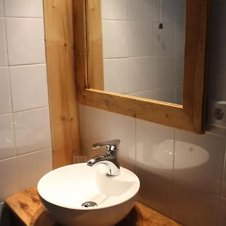 Les Cremades Bed & Breakfast