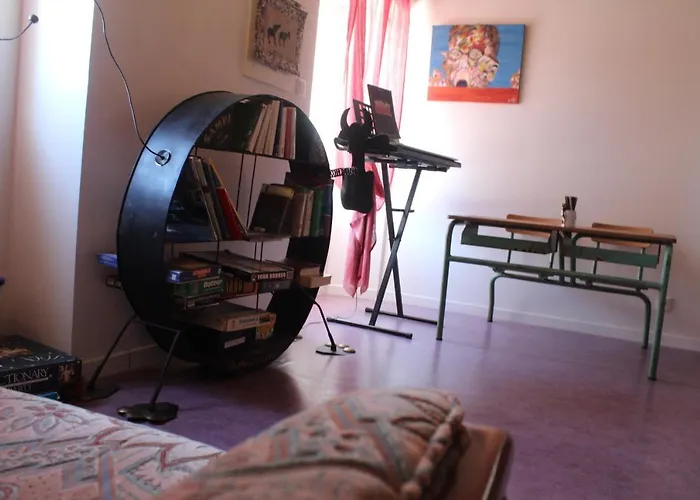 Les Cremades Bed & Breakfast 3*
